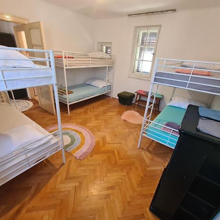 Rooms Jenifer สปลิท ภายนอก รูปภาพ