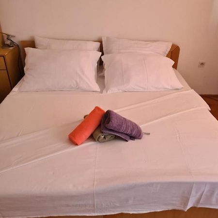 Rooms Jenifer สปลิท ภายนอก รูปภาพ