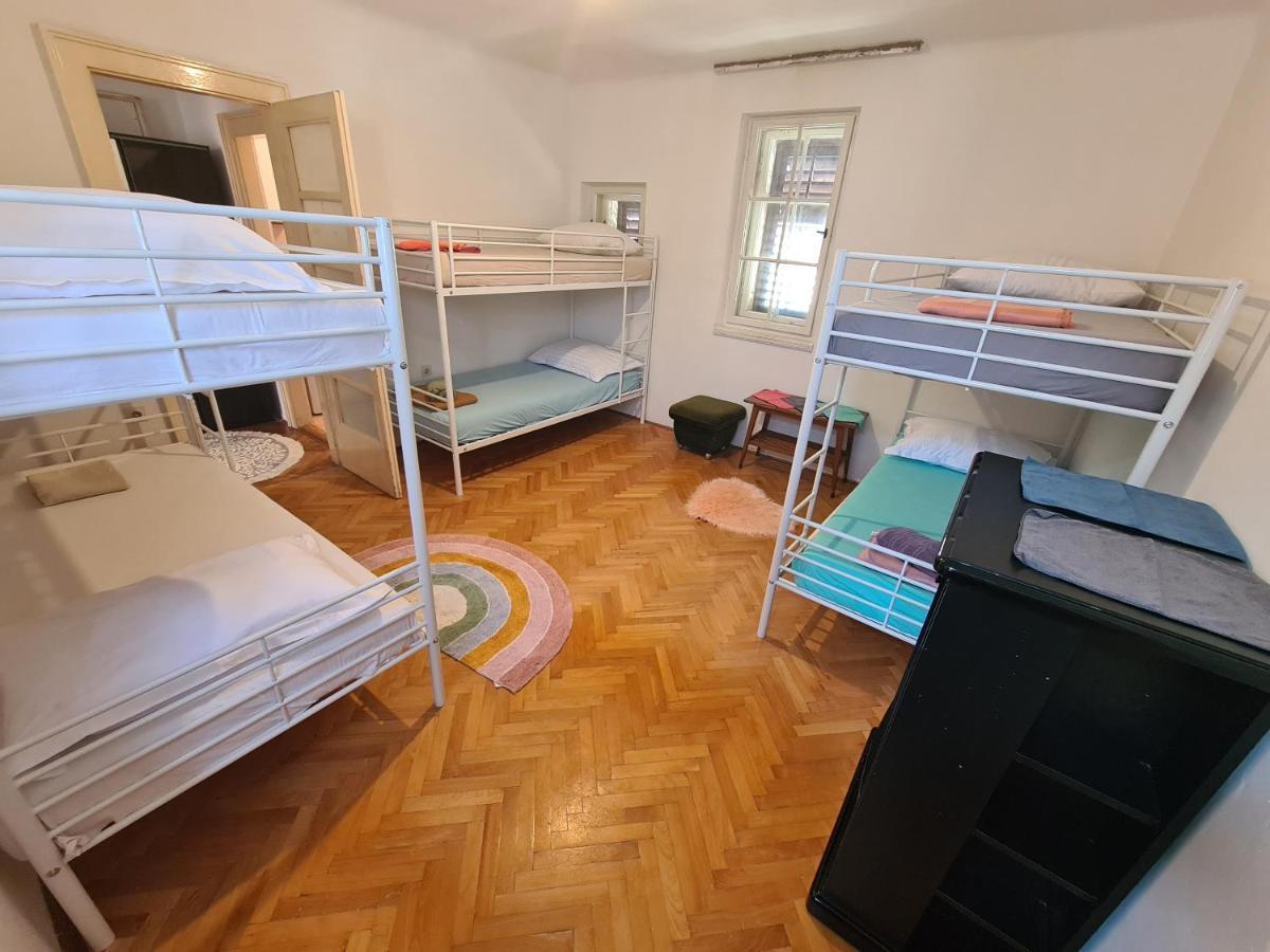 Rooms Jenifer สปลิท ภายนอก รูปภาพ